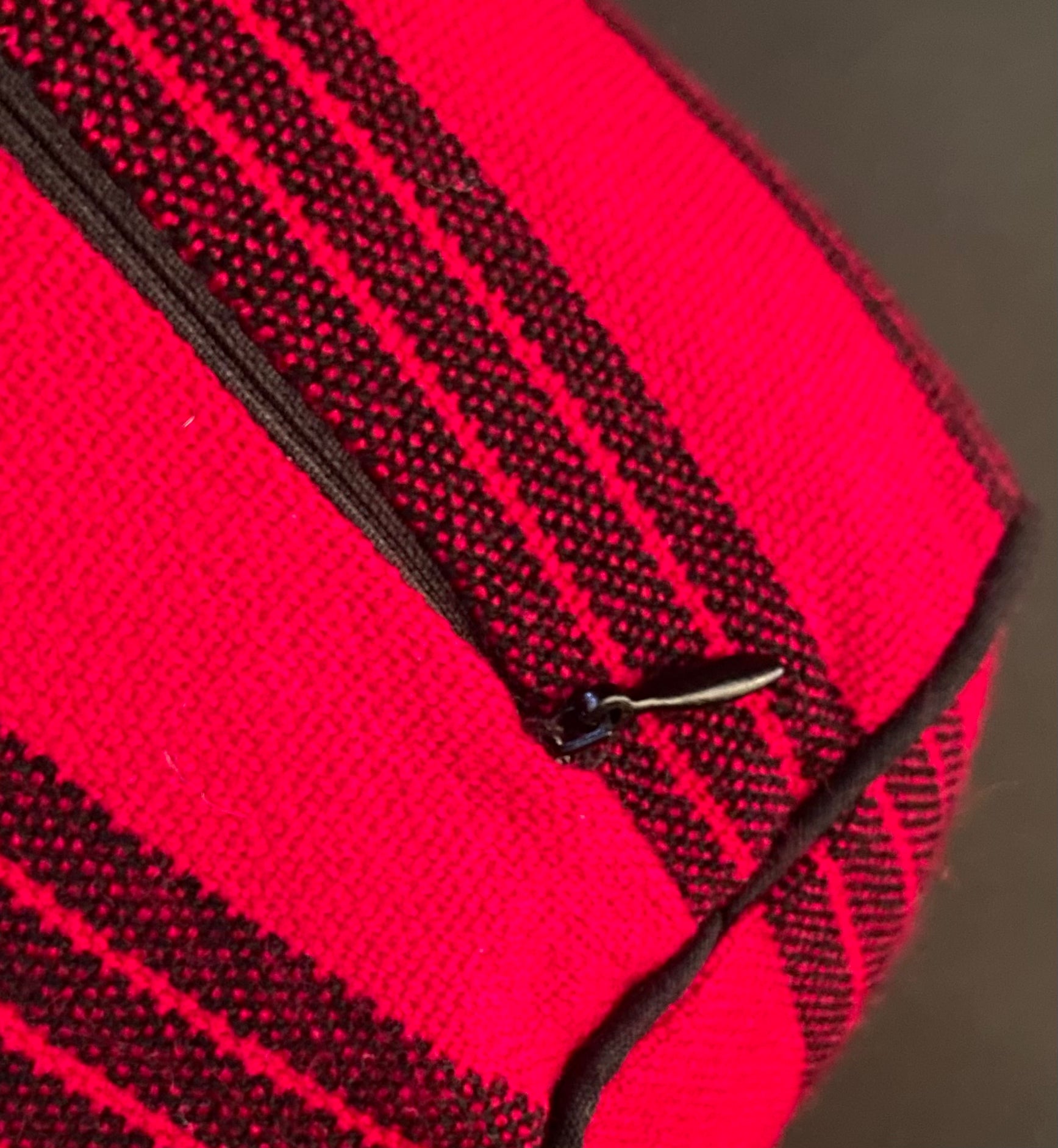 Maasai cushion Chui 40x15