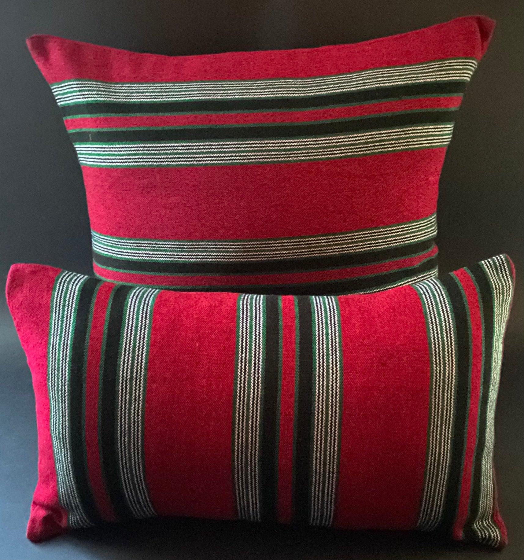 Maasai cushion Kifaru 30x50