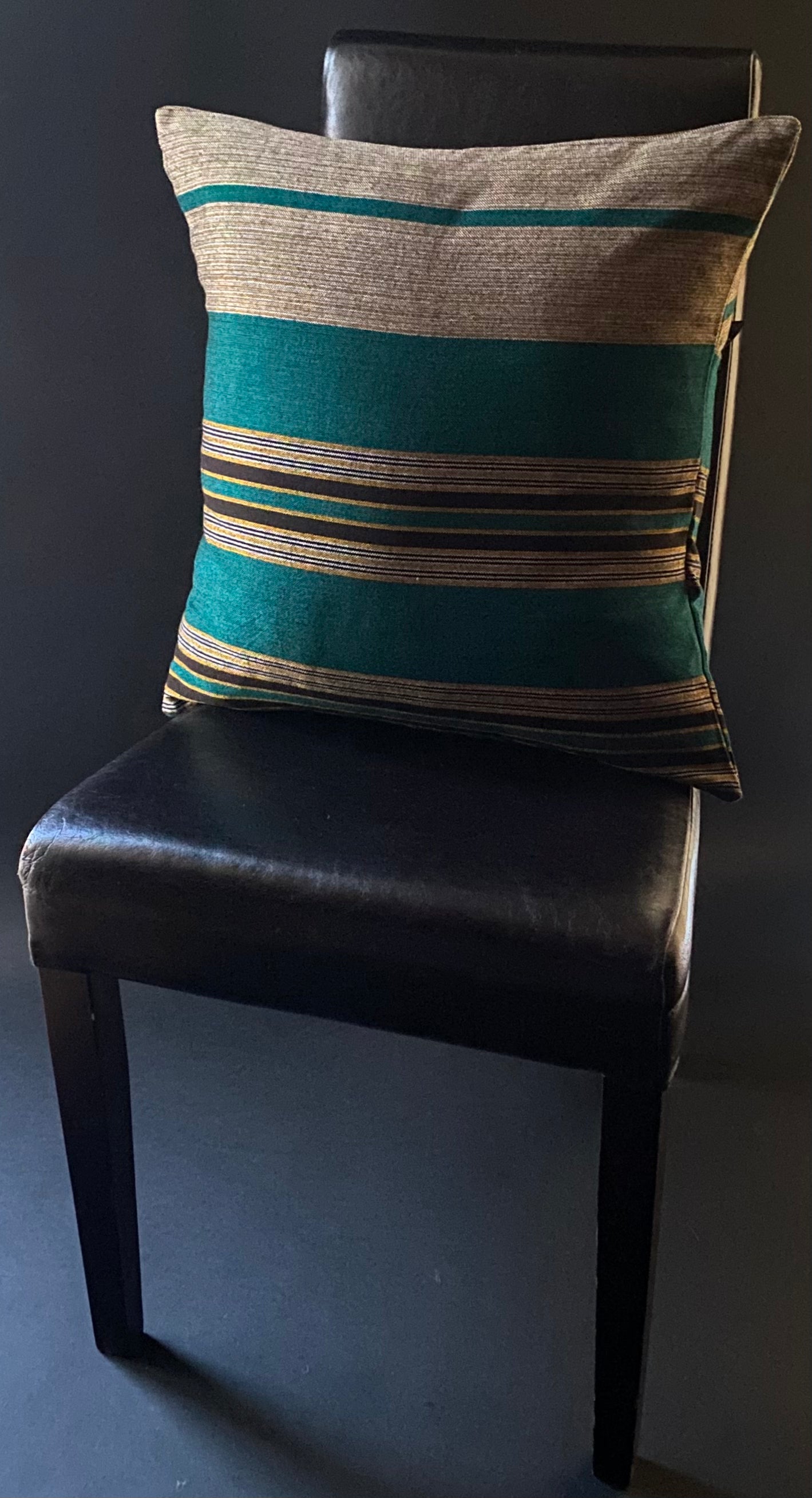 Maasai cushion Tembo 50x50