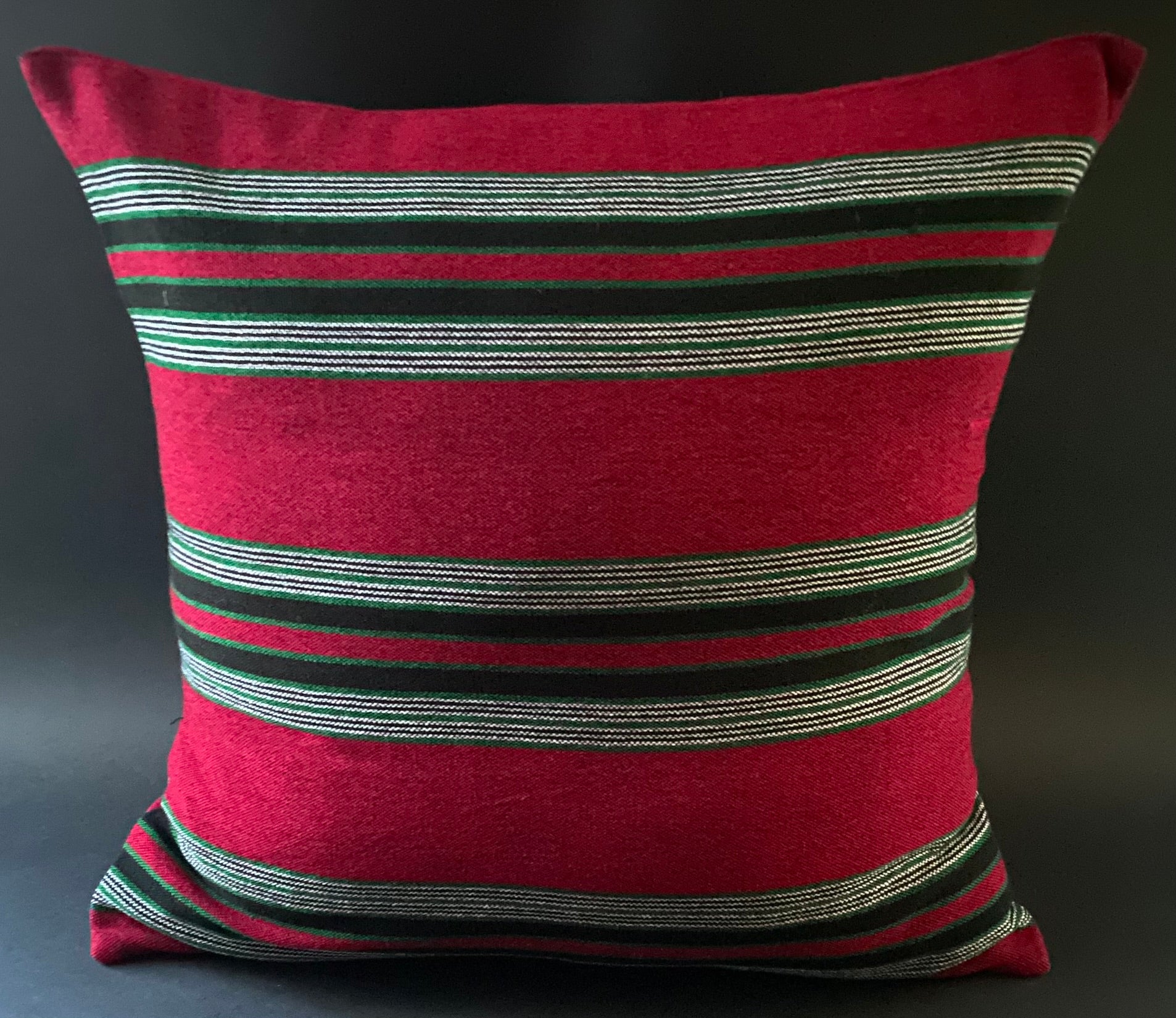 Maasai cushion Kifaru 50x50